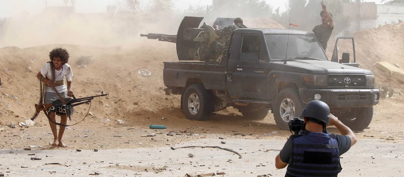Γαλλία, Ιταλία και Γερμανία απευθύνουν έκκληση να ανασταλούν οι εχθροπραξίες στη Λιβύη
